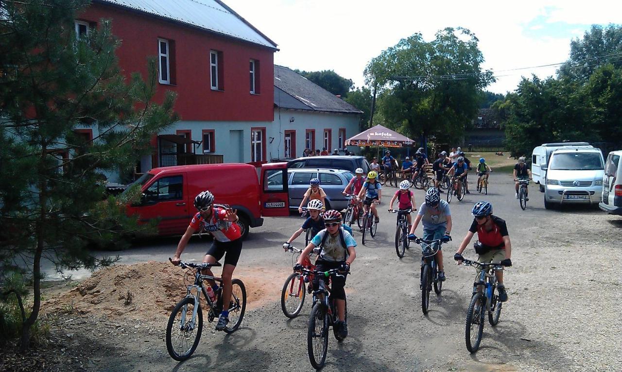 Penzion Slunecno Dobšín Exterior foto